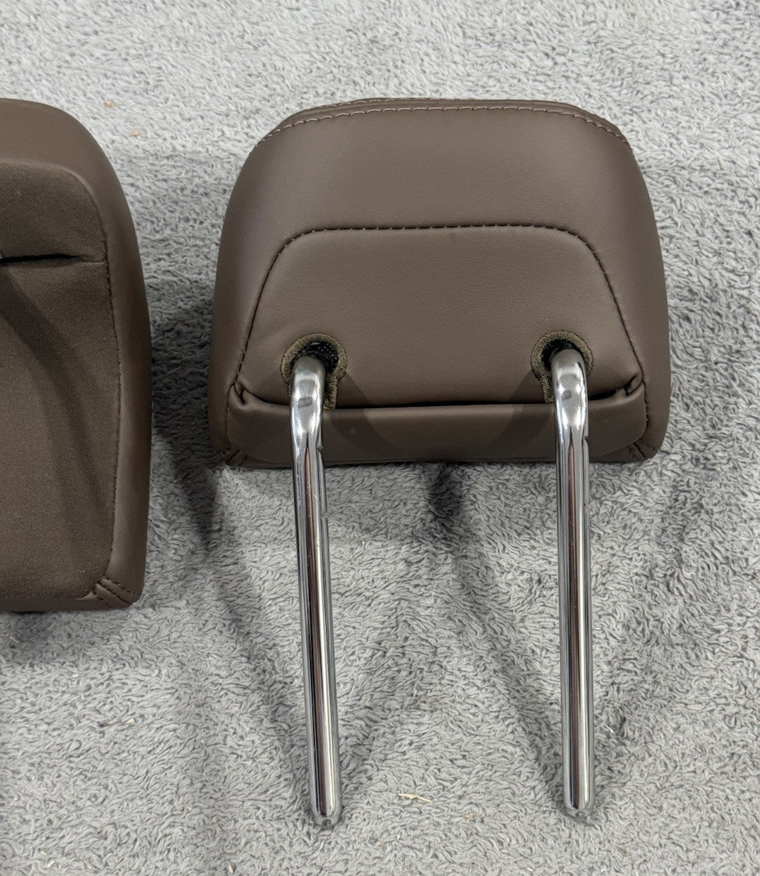 2013-16 LINCOLN MKZ REAR SEAT HEADREST 3 PC SET BROWN LEATHER OEM GENUINE NICE!!