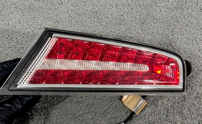 2013-20 Lincoln MKZ Rear Right Passenger Side Tail Light OEM Taillight Genuine