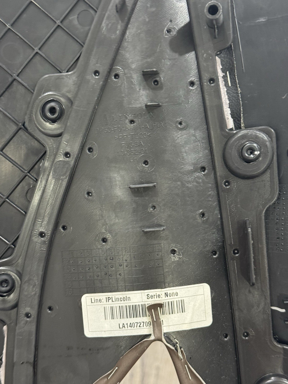2013-2020 LINCOLN MKZ FRONT LEFT DRIVER SIDE CENTER CONSOLE COVER TRIM PANEL OEM